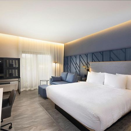 Courtyard By Marriott San Jose Escazu Hotel Ngoại thất bức ảnh