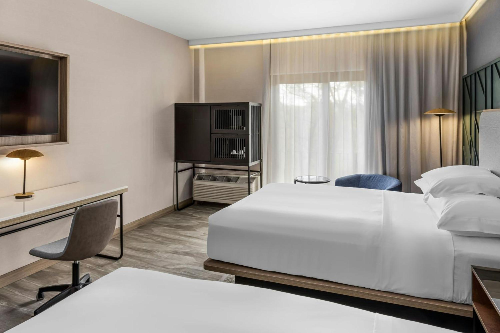Courtyard By Marriott San Jose Escazu Hotel Ngoại thất bức ảnh