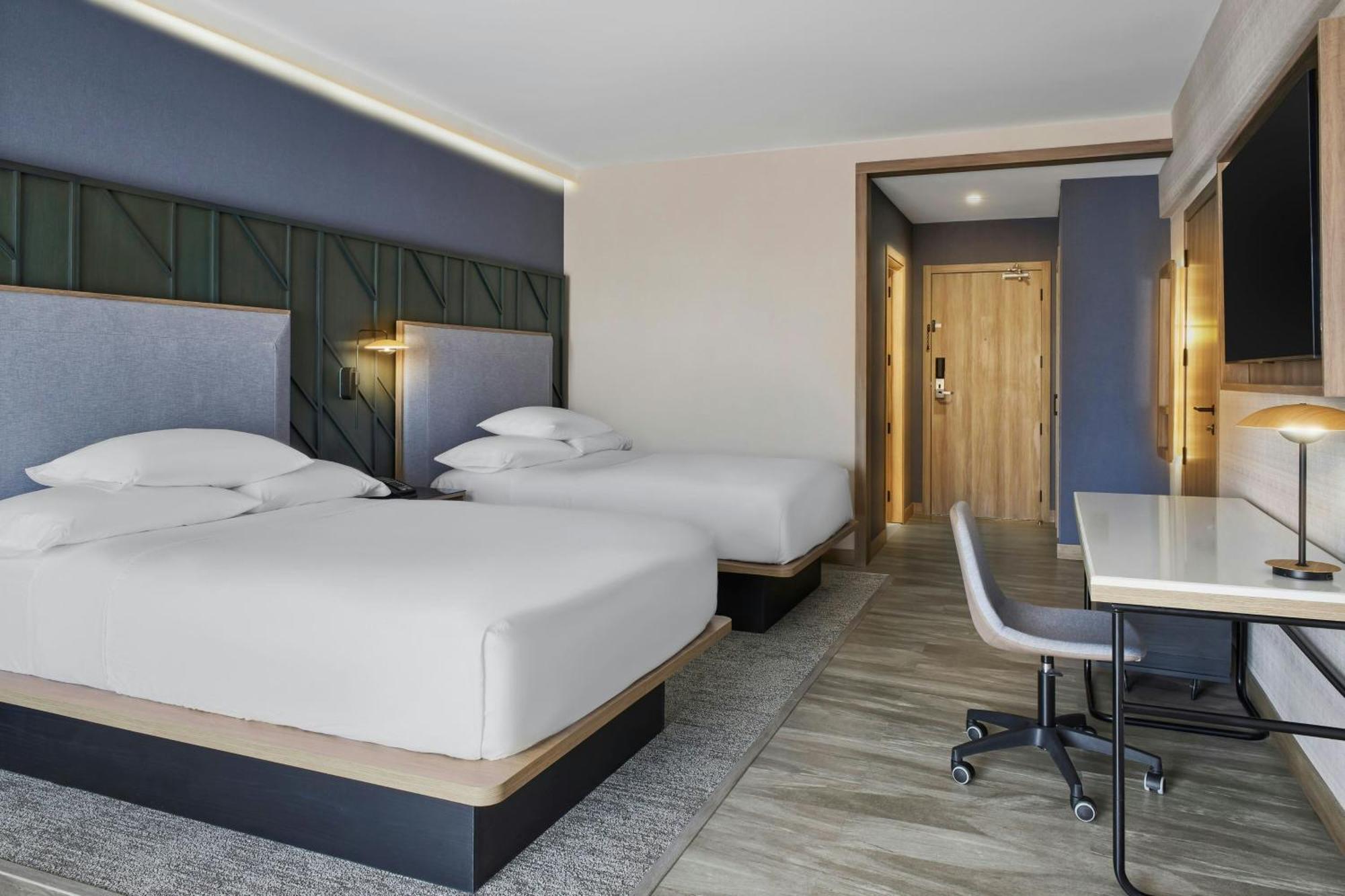Courtyard By Marriott San Jose Escazu Hotel Ngoại thất bức ảnh