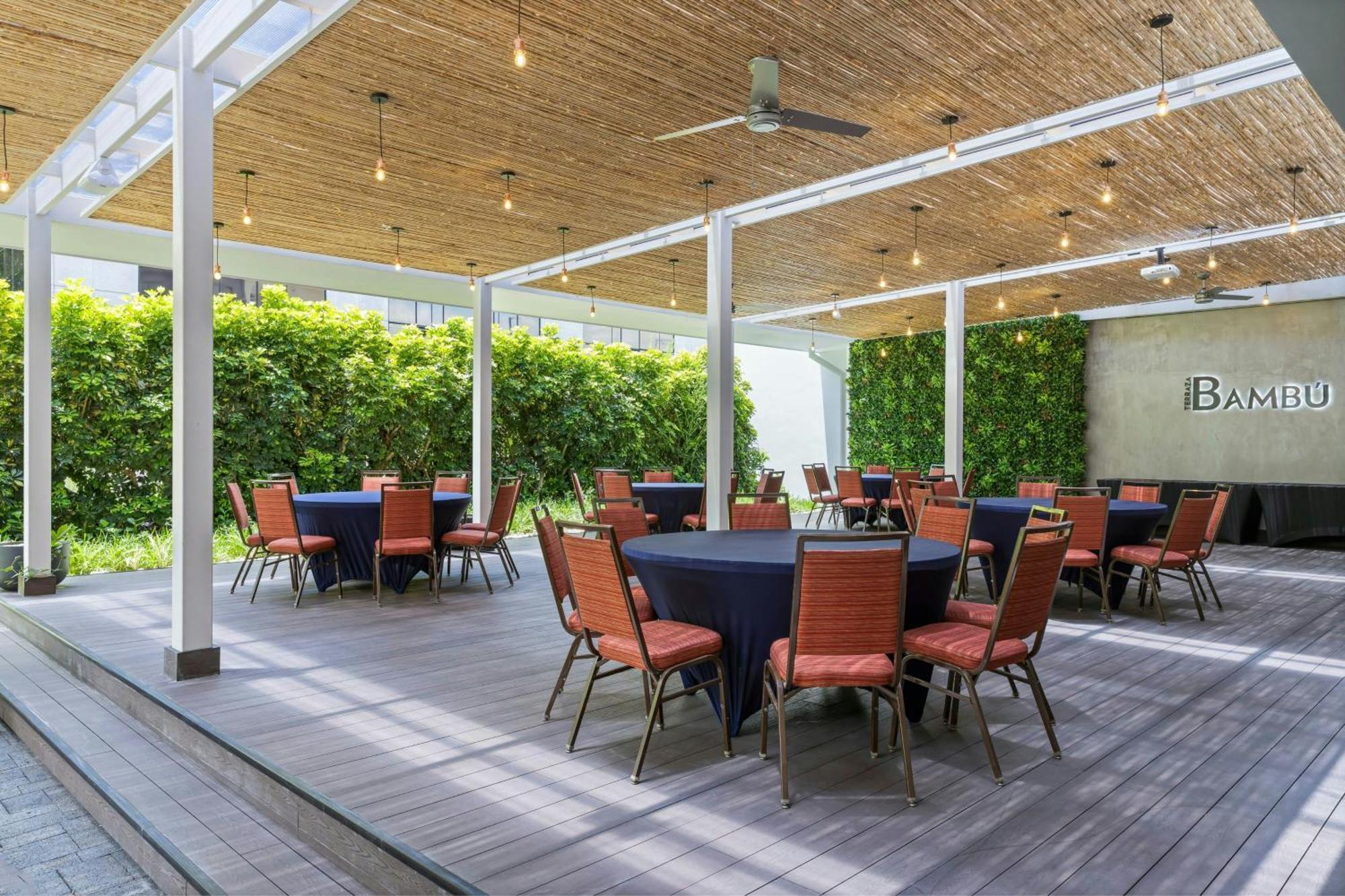 Courtyard By Marriott San Jose Escazu Hotel Ngoại thất bức ảnh