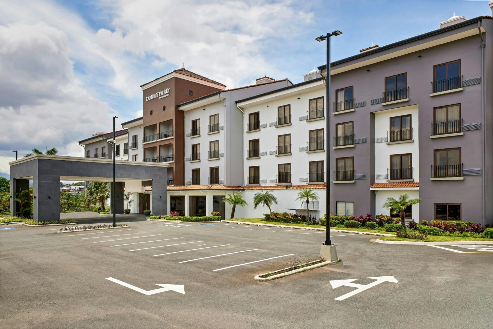 Courtyard By Marriott San Jose Escazu Hotel Ngoại thất bức ảnh